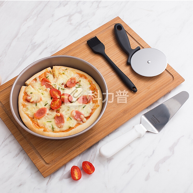 魔幻厨房 魔幻厨房(Magic Kitchen)9英寸披萨烤盘套装 家用烘焙模具 油刷pizza盘 MK-TZ005