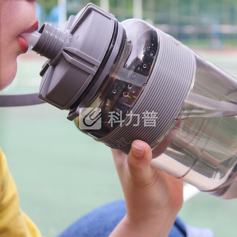 京东优选台湾绿贝1000ml太空运动水瓶大容量水杯便携超大水壶健身吸管背带生日礼物母亲节礼物送妈妈5 紫色600ML