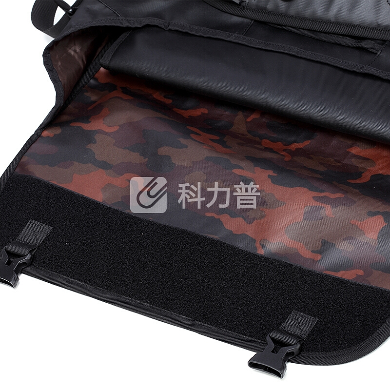 户外大师 YESO 户外大师（YESO）单肩斜挎包 男包休闲运动包 男防水皮膜背包903601黑色